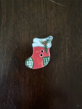 Mill Hill Holiday Stocking Button - Red